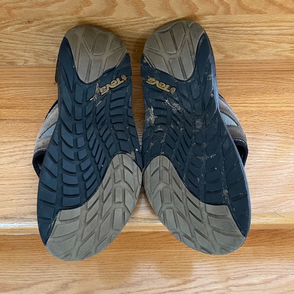 Teva 6676 Suede Flip Flops Sandals Outdoor Suede Leather Men's Size 11 - Picture 4 of 7